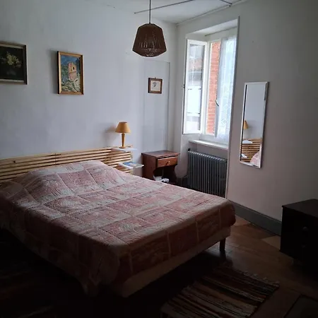 Tatil Evi La Maison Du Thore Saint-Amans-Valtoret