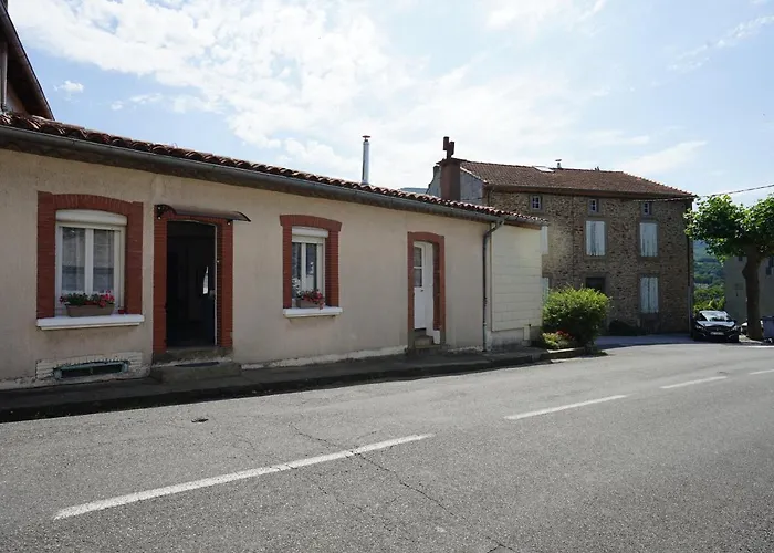 La Maison Du Thore * Saint-Amans-Valtoret